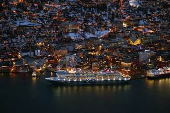 Fred. Olsen Cruise Lines Balmoral exterior 2.jpg